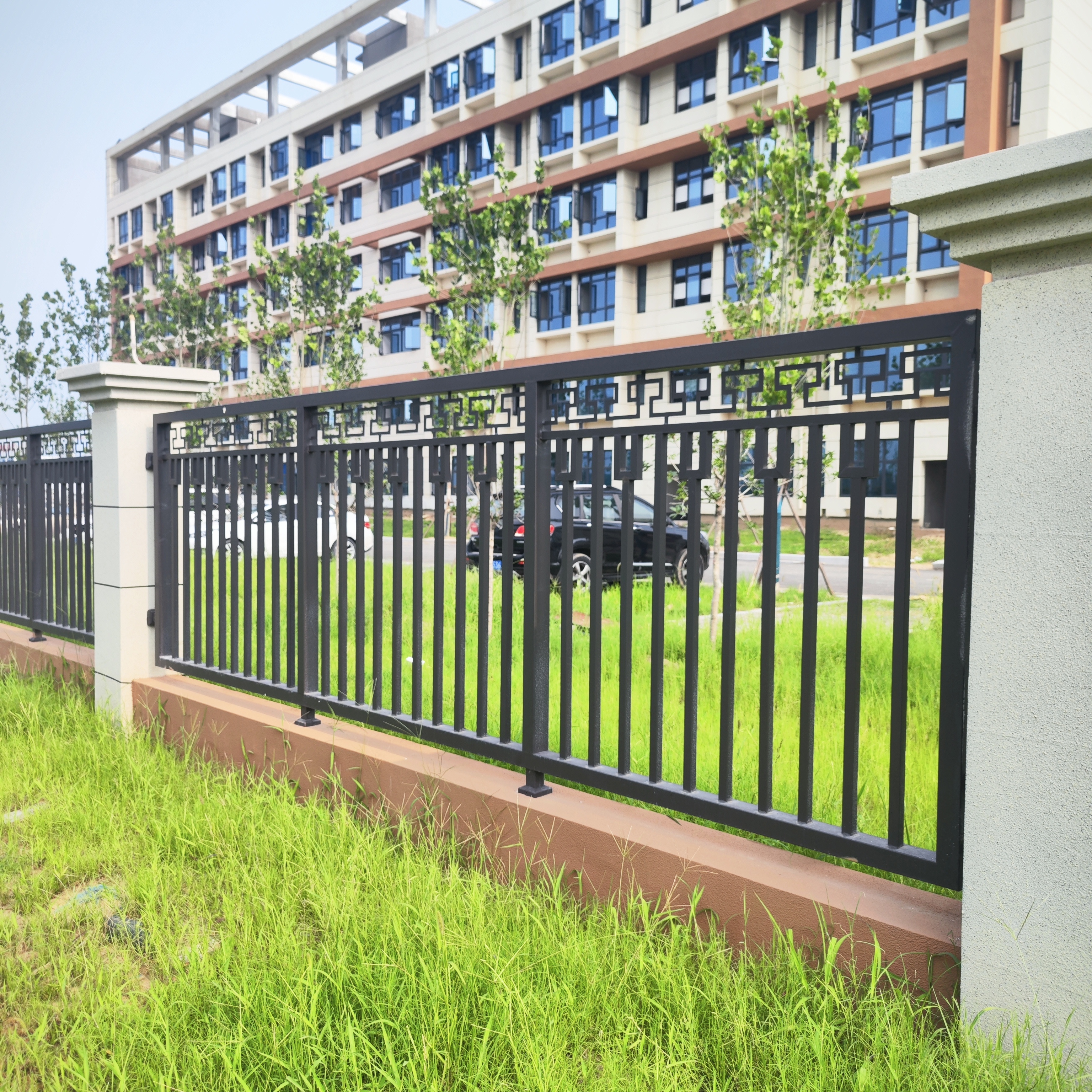 圍墻護(hù)欄，小區(qū)護(hù)欄